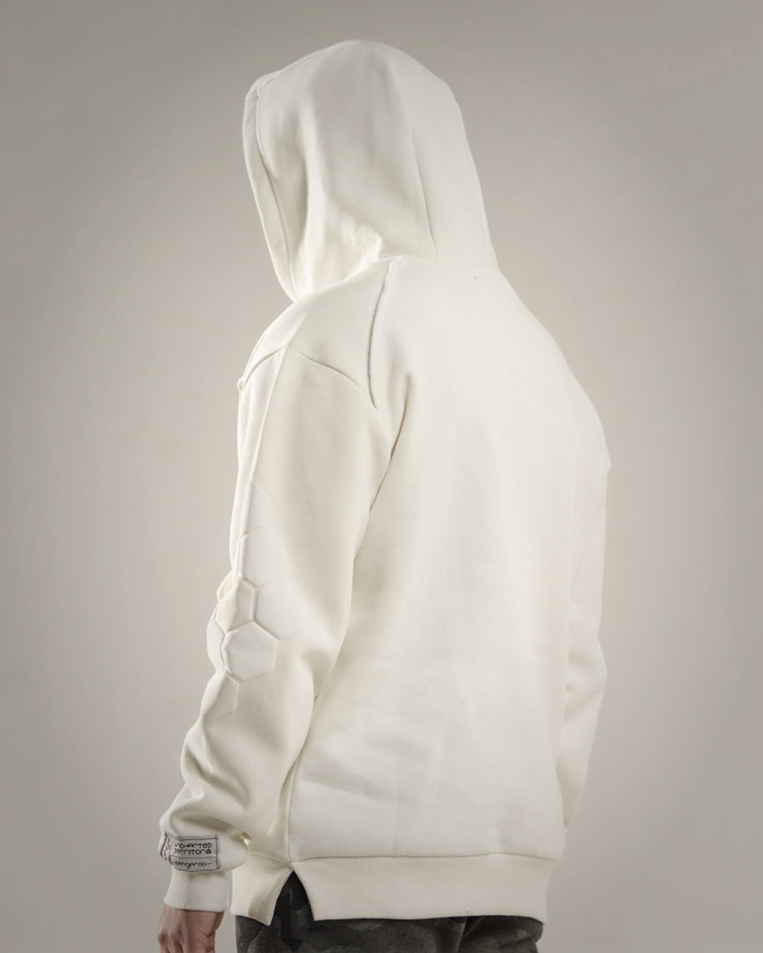 KANGAROO UNISEX HOODIE IN SNOW